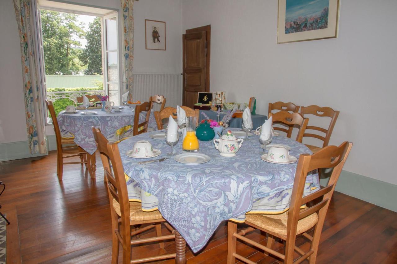 Chez Pierre Bed & Breakfast Remoncourt Bagian luar foto